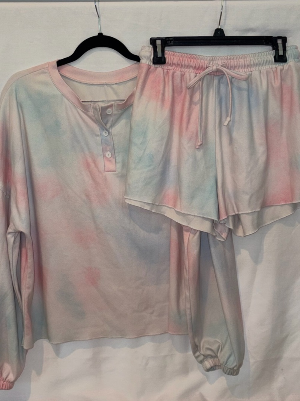 Women’s Pastel Tie-Dye Loungewear Set - Long Sleeve Top & Shorts